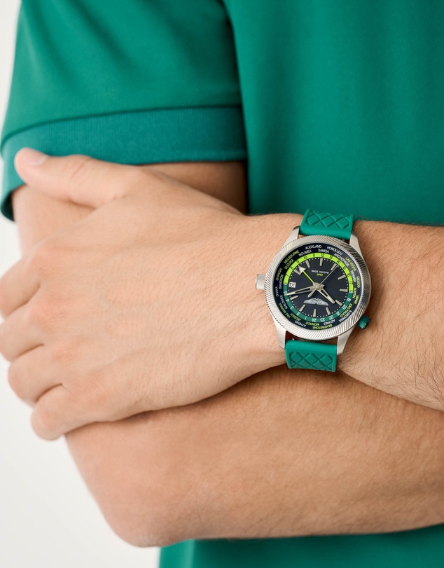 Aston Martin - GRZ Black Stainless Steel Bracelet Watch and Podium Green Silicone Strap Box Set