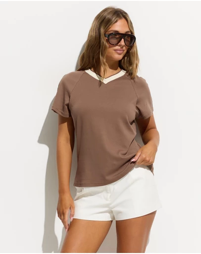 Dazie - Fast Lane V Neck Short Sleeve Tee