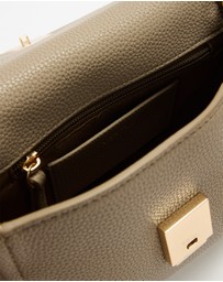 Calvin Klein - Emblem HW Pebble Crossbody 20
