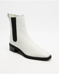 Senso - Milan