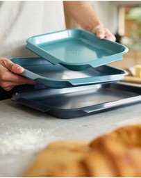 Joseph Joseph - Nest™ Bake Small Non-Stick Baking Tray with Easy-Pull Handles