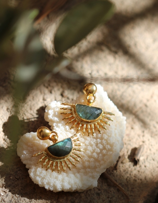 Ottoman Hands - Sunrise Labradorite Drop Stud Earrings