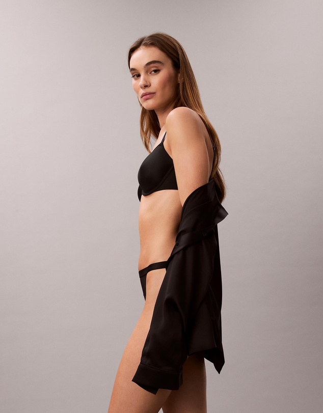 Calvin Klein - Perfectly Fit Ultralight Lightly Lined Demi Bra