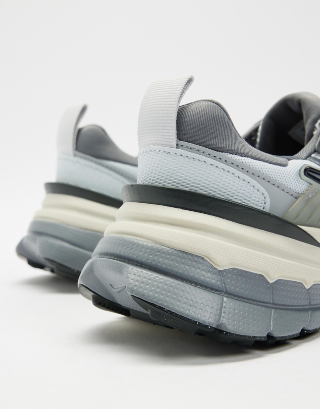 Nike - V2K Run - Women's