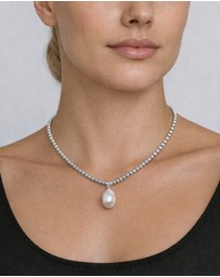 Izoa - Odette Drop Pearl Necklace
