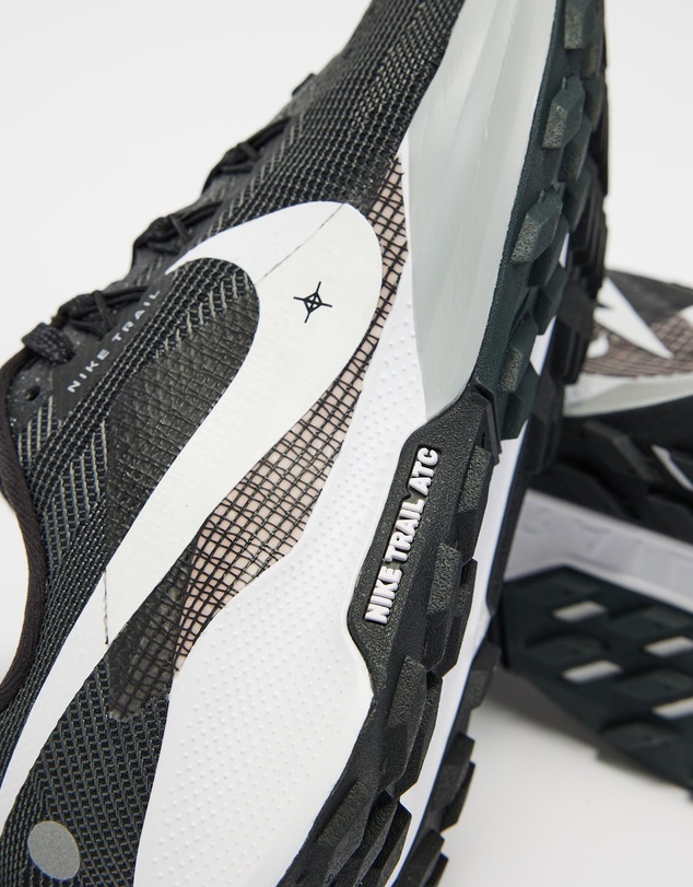 Nike - Pegasus Trail 5 - Women's