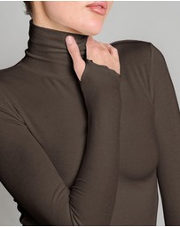 Love and Nostalgia - Secret Agent Rib Turtleneck Top - Espresso