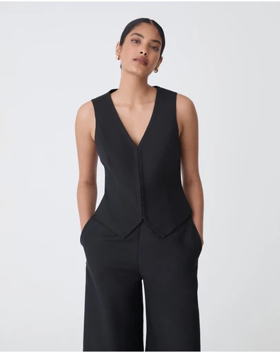 Forcast - Dakota V-Neck Vest