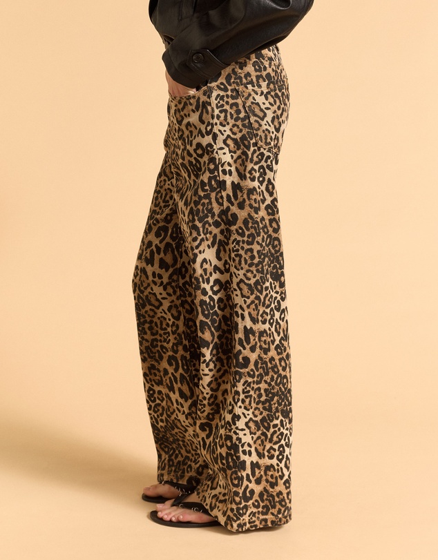 MVN - Walk This Way Jeans