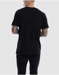 DVNT - Saint Tee