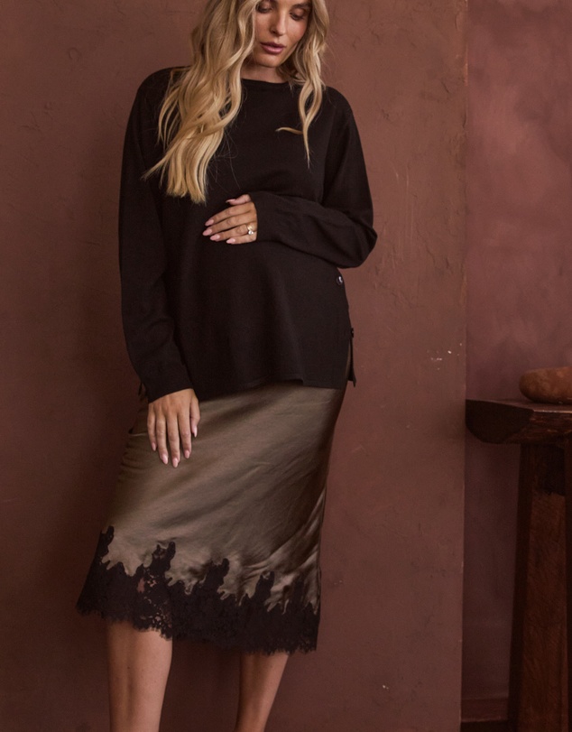 Soon Maternity - Silky Lace Skirt