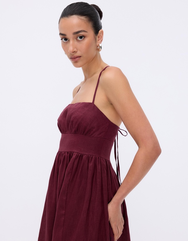 Minima Esenciales - Sage Linen Midi Dress