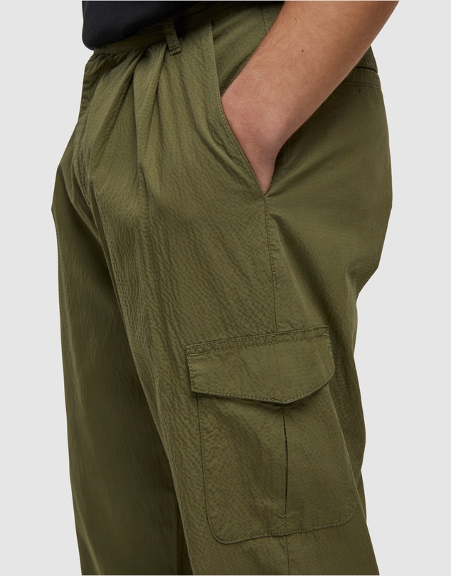 Urban Classics - Wide Pleated Cargo Pants - Light Olive