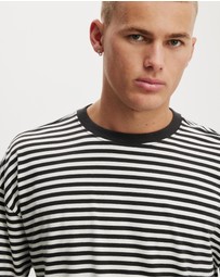 Cotton On - Cropped Fit Long Sleeve T-Shirt
