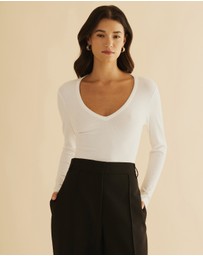 Atmos&Here - Long Sleeve V-Neck Tee