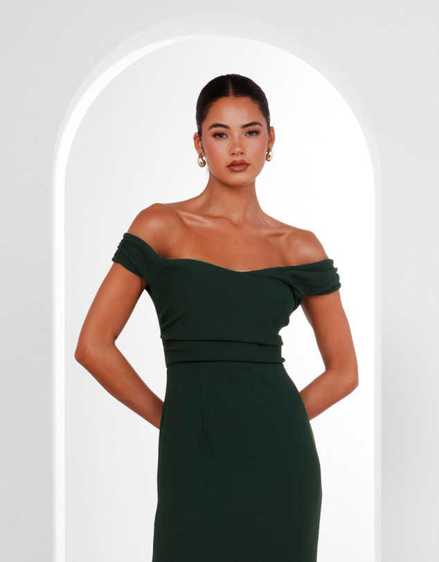 Pilgrim - Zamira Off Shoulder Gown