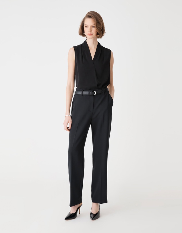 Forcast - Alivia 2 V-Neck Top
