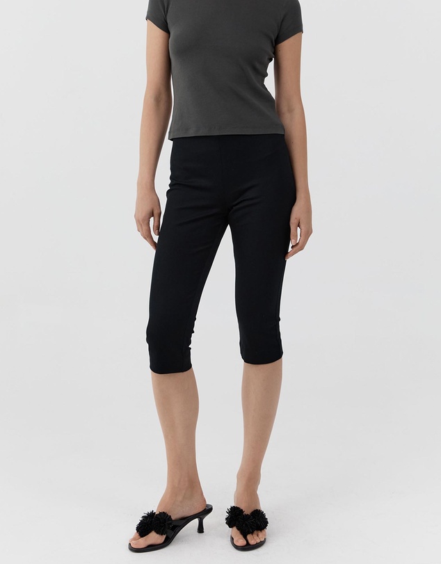 St. Agni - Compact Cotton Capri Pants