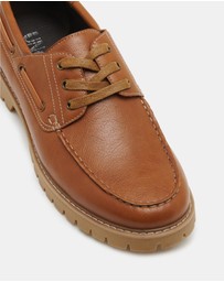 Uncut - Lexlen Boat Shoes