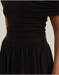 Atmos&Here - Winnie Off Shoulder Mesh Maxi Dress