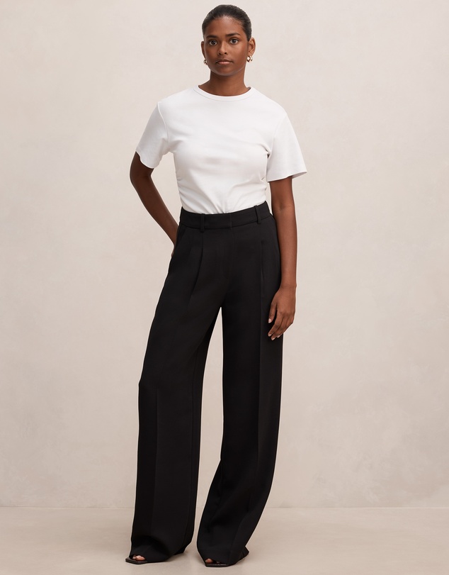 Forever New Petite - Eva Petite Crepe Wide Leg Pants