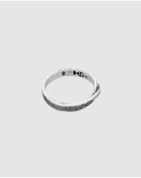 Haze & Glory - ICONIC EXCLUSIVE - Ring Men Band Ring Twisted Details in 925 Sterling Silver