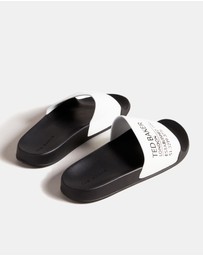 Ted Baker - Ayzah Branded Slider