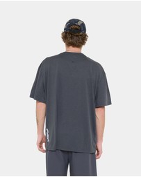 PYRA - Drive Oversized Tee