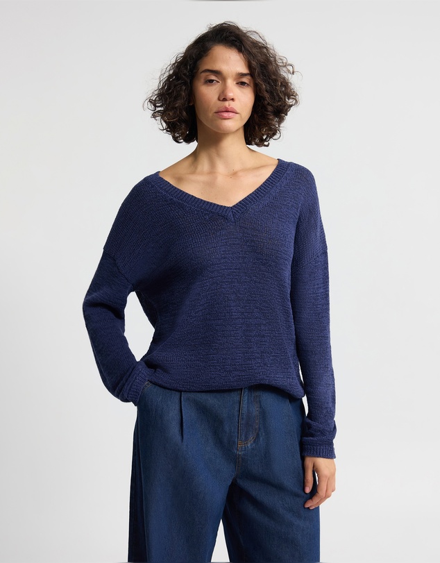 Oxford - Fleur Chunky V-Neck Knit