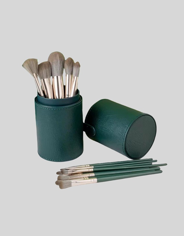 KAJA Clothing - Makeup Brush - Green