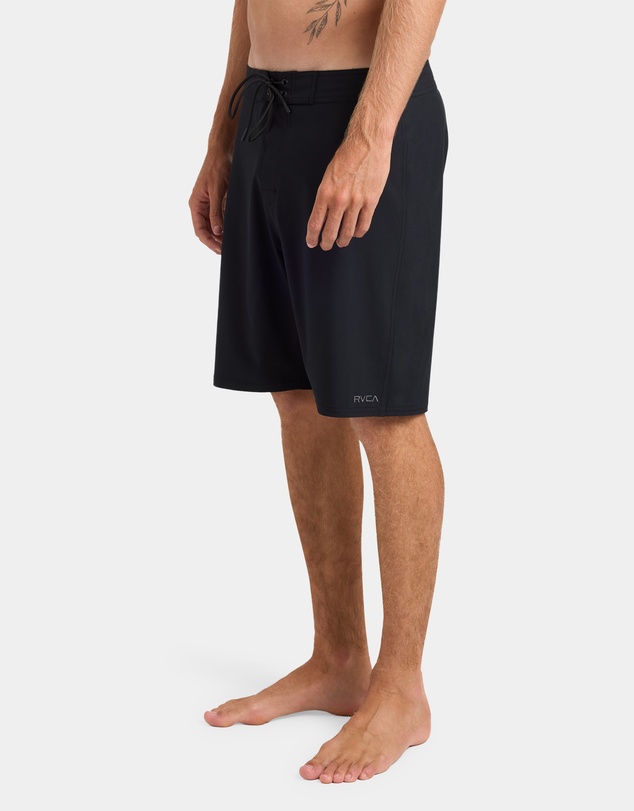 RVCA - Mens Va Trunk Solid 19