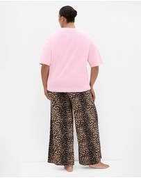 City Chic - Arabella Matcha Relaxed Sleep Tee
