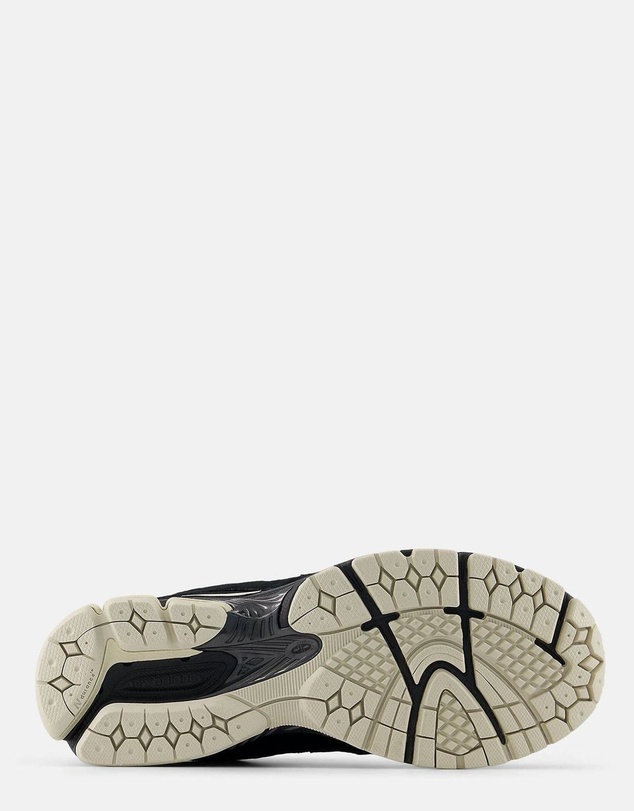 New Balance - 2002R - Unisex