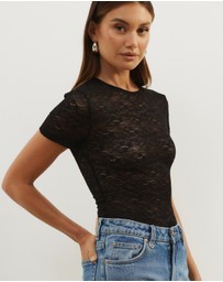 Atmos&Here - Tia Short Sleeve Lace Top