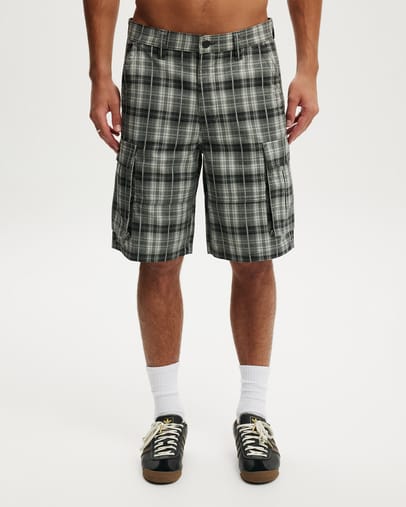 BLACK CHECK