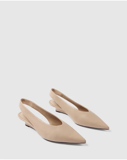 Commonry - Brielle Leather Wedge
