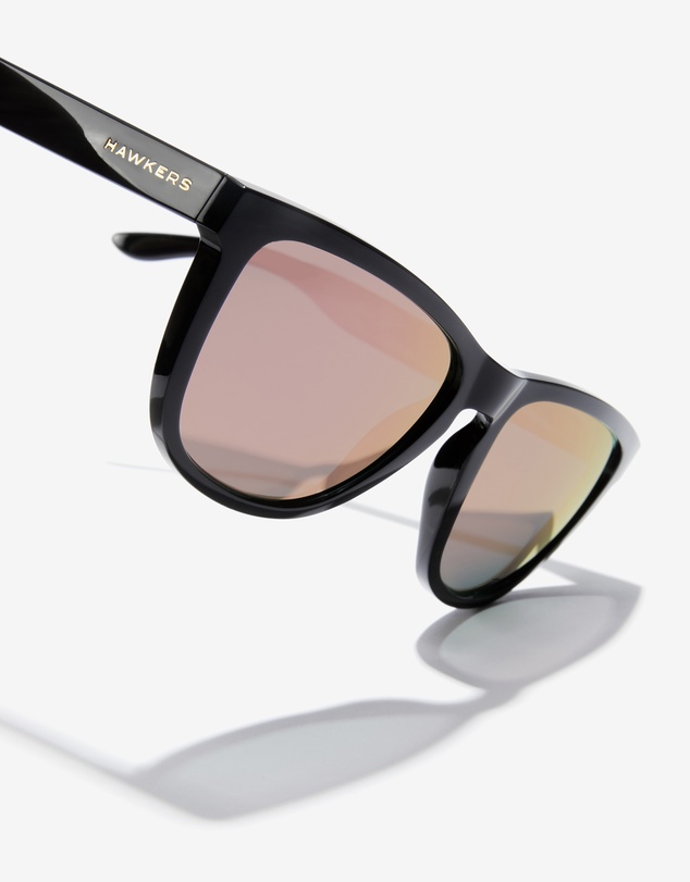 Hawkers Co - Hawkers - One raw - polarized black rose gold   Sunglasses for Men and Women Polarized