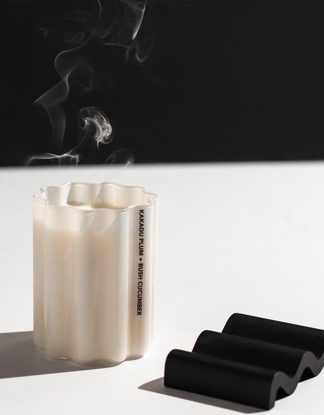 Fazeek - Wave Soy Candle - Kakadu Plum and Bush Cucumber