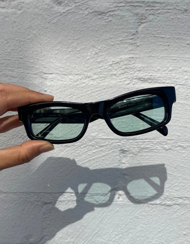 Soda Shades - Rozalia Russia x Soda Shades - Shade 003 Black Blue