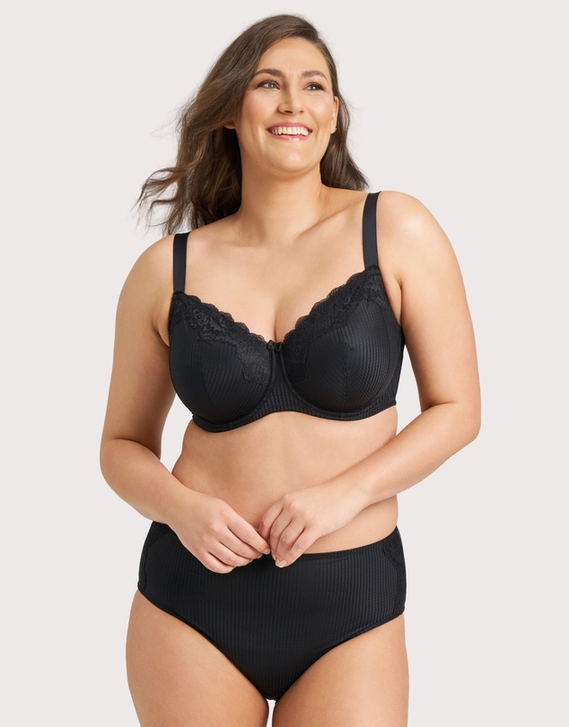 Ava & Audrey  - Ava & Audrey Jacqueline Minimiser Full Cup Underwire Bra