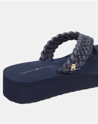 Tommy Hilfiger - Riri TH Wedge Cornrow Beach Sandals - Women's