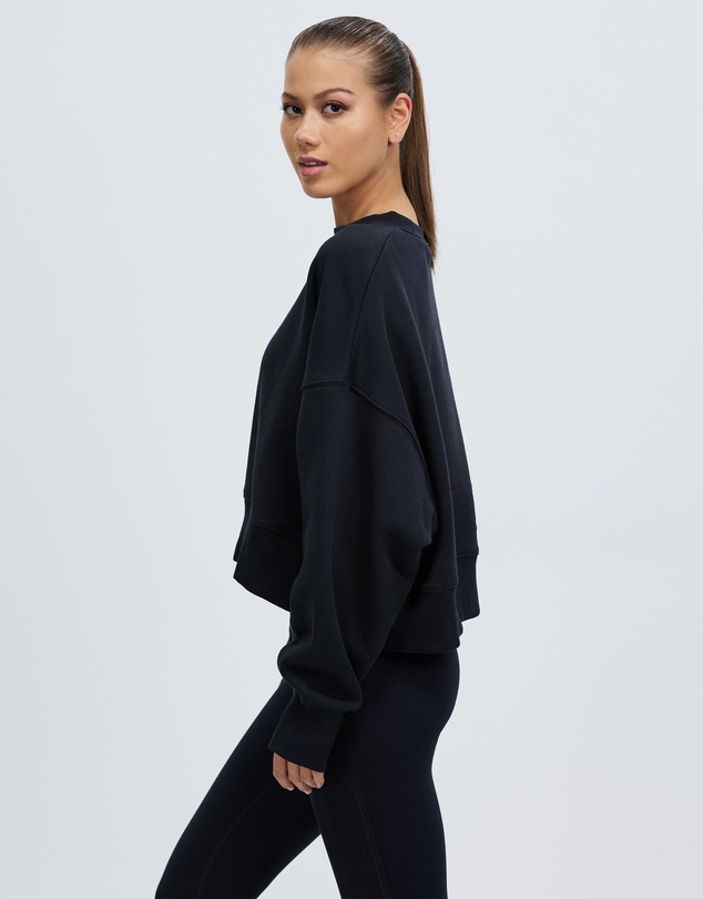 Nike - Sportswear Phoenix Fleece Oversized Crewneck Sweatshirt