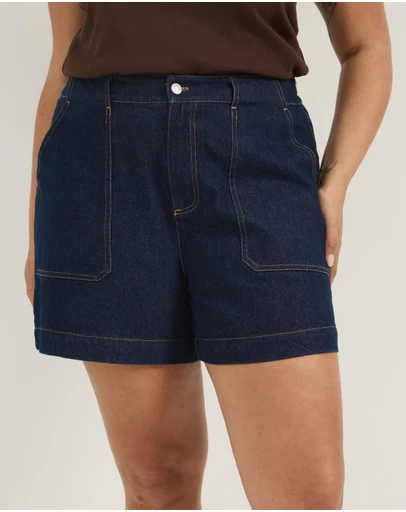 Atmos&Here Curvy - Samira Relaxed Denim Shorts