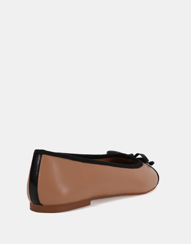 Miss Sofie - Landon Flats