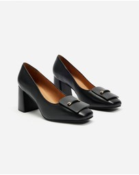 Nina Armando - Alexi Heels