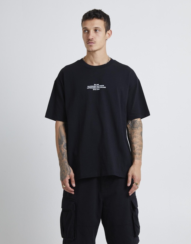 Black Noise White Rain - Tour Shorts Sleeve T-Shirt