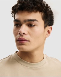 Cotton On - Cropped Fit T-Shirt