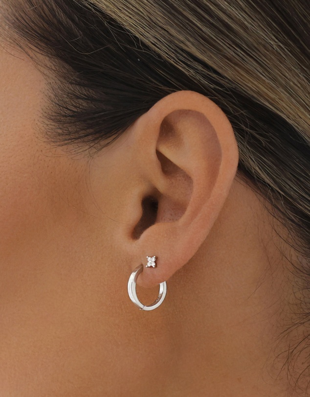 The Silver Collective - Iris Stud Earrings Silver