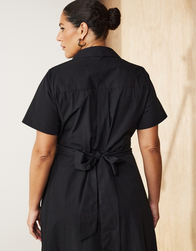 Atmos&Here Curvy - Natalee Midi Dress