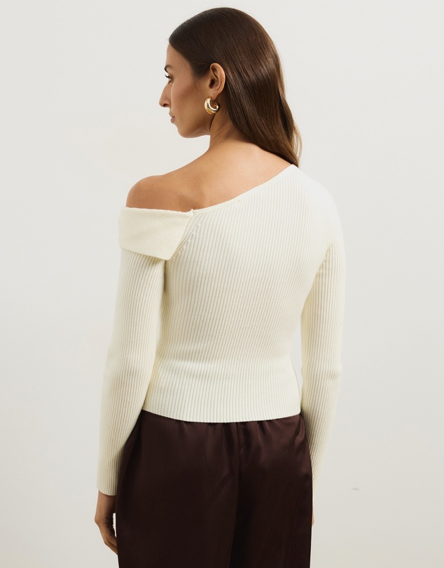 Atmos&Here - Alora Long Sleeve Knit Top With Twist Detail